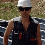 thumb_585.jpg
