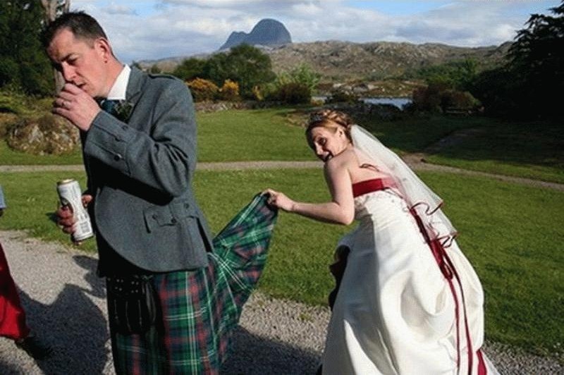 Самая бестолковая. Шотландская свадьба. Свадьба в Шотландии. Шотландская свадьба традиции. Невеста в Шотландии.
