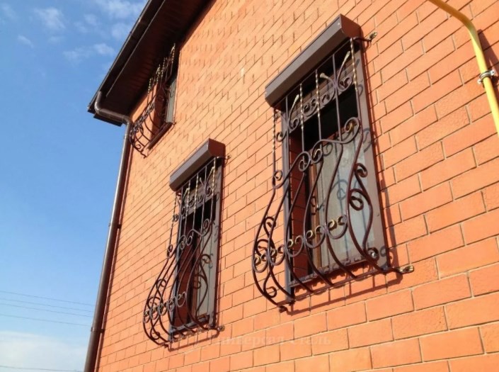 Металлические решетки на окна - купить в Рязани по выгодной цене