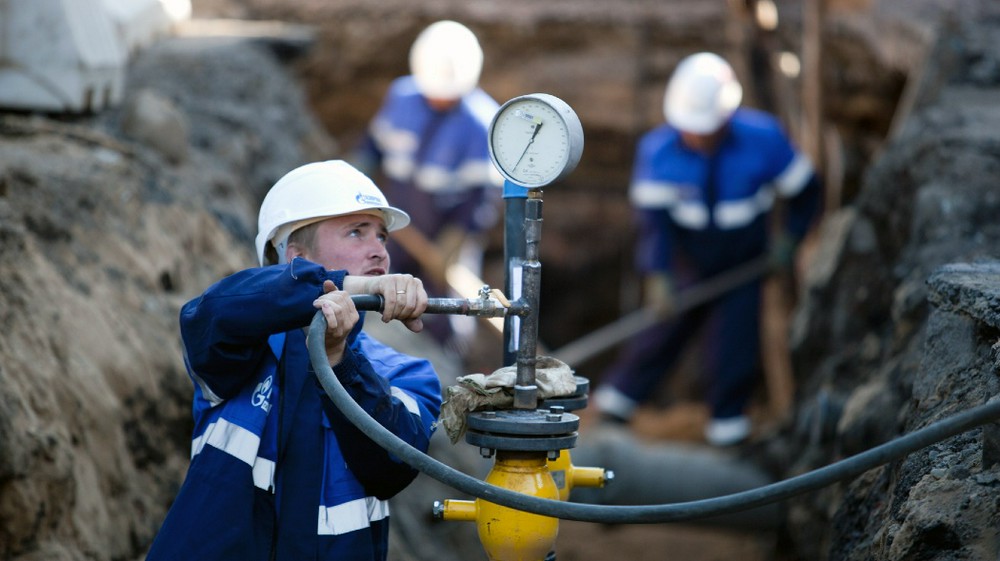 «Газпром» бесплатно подключит к газу частные дома