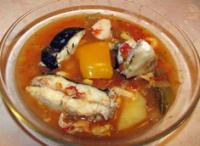 Вкусные рецепты: буйабес и мясо под ананасами