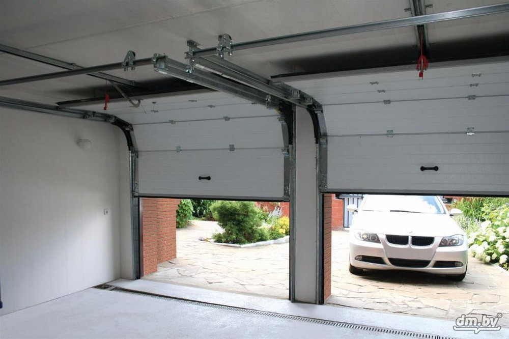 Какие ворота для гаража лучше