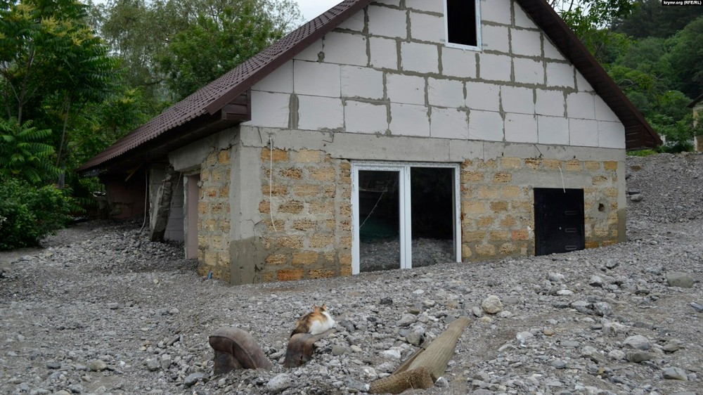 Какие выплаты получат владельцы подтопленных домов в Крыму?