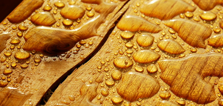 Масла для дерева: как выбрать надежное декоративно-защитное средство