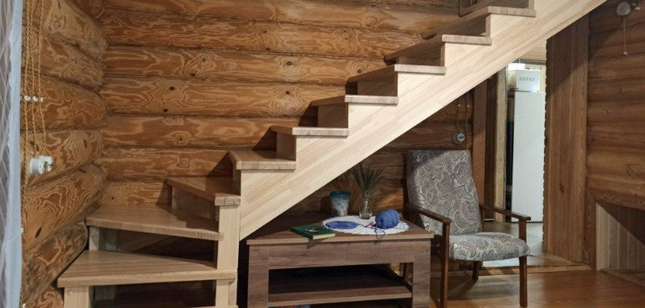 Лестницы на второй этаж деревянные для дома — своими руками!
